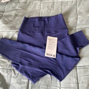 Lululemon Align HR 25” Pant Blue Sz 4